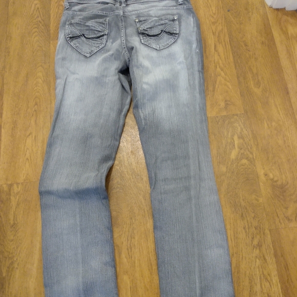 Suko Jeans 👖 - Picture 2 of 5